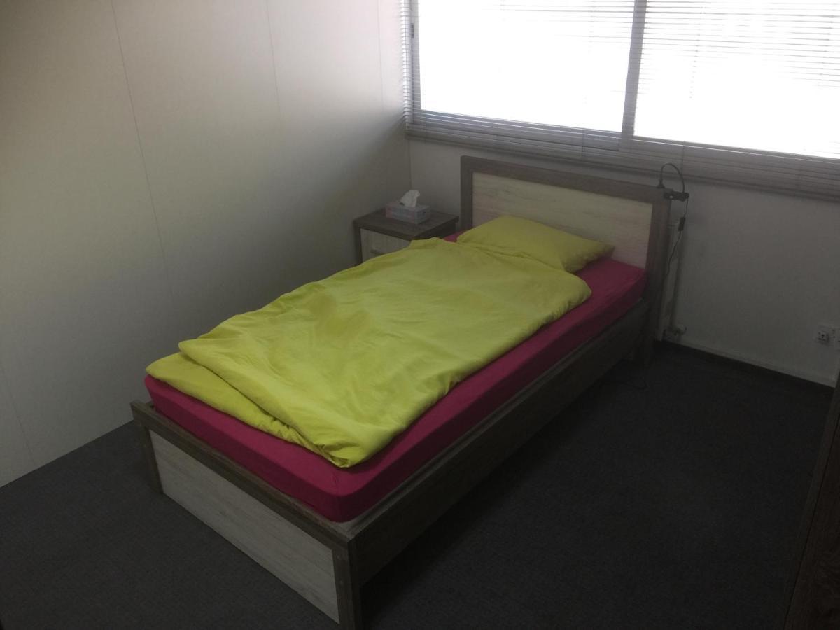 Datacom Guest House Нікосія Екстер'єр фото